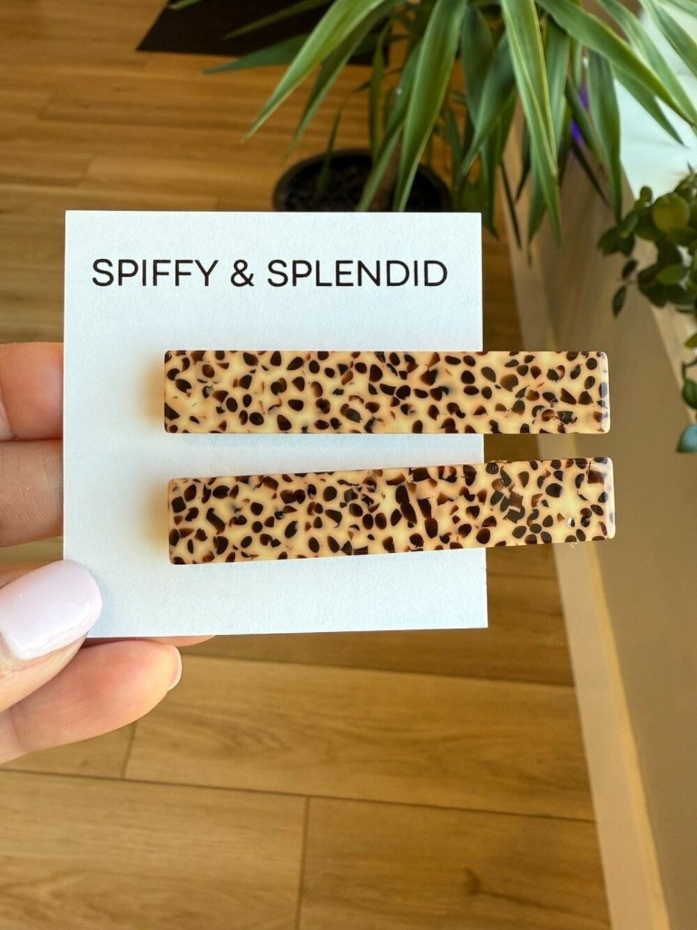 🍒 2/$20 Brown Dot Hair Clips - Set of 2